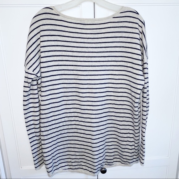 Vince  | Wool/Cashmere Striped Scoop Neck Sweater Cream/Black Small - Picture 3 of 10